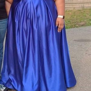 Evening gown size 26